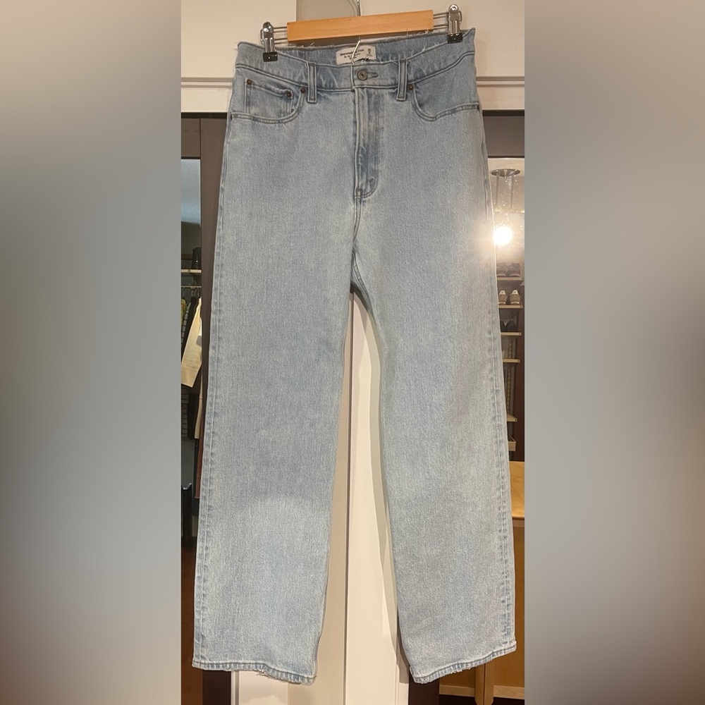 Abercrombie & Fitch Light Wash Denim Jeans